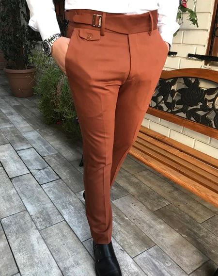 CAMEL SINGLE PLEATED BUCKLE PANTS