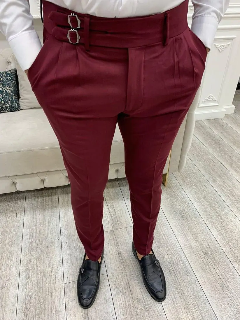 WINE DOUBLE PLEATED BUCKLE PANTS