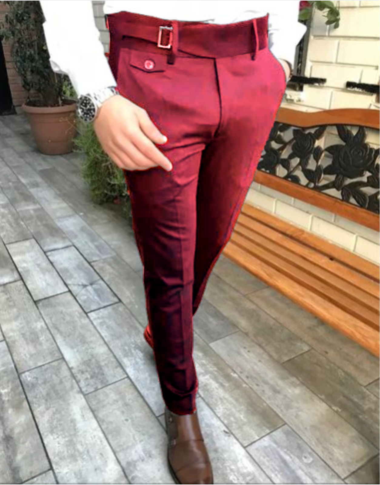 WINE  SINGLE PLEATED BUCKLE PANTS