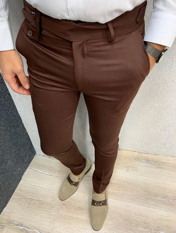 BROWN SINGLE PLEATED BUCKLE PANTS